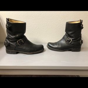 Frye Veronica Back Zip Short Boots